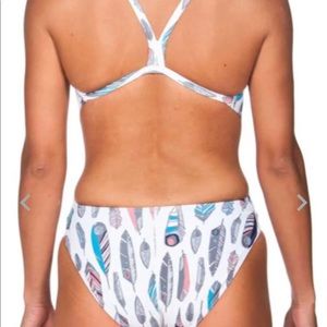 Arena swim white feather Challenge MaxLife suit 28